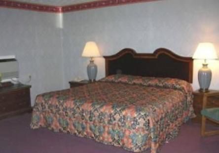Budget Inn North Kingstown Room photo