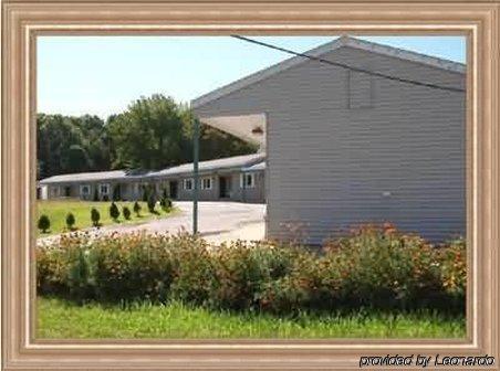 Budget Inn North Kingstown Exterior photo
